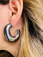 Load image into Gallery viewer, Chunky Open Hoop Earrings
