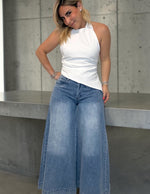 Load image into Gallery viewer, Melina White Top

