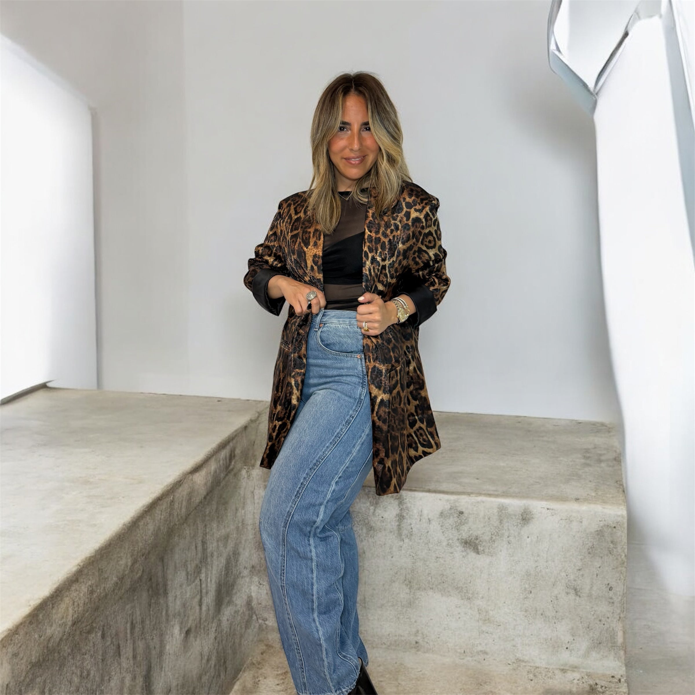 Oversize Lola Blazer Leopard Top